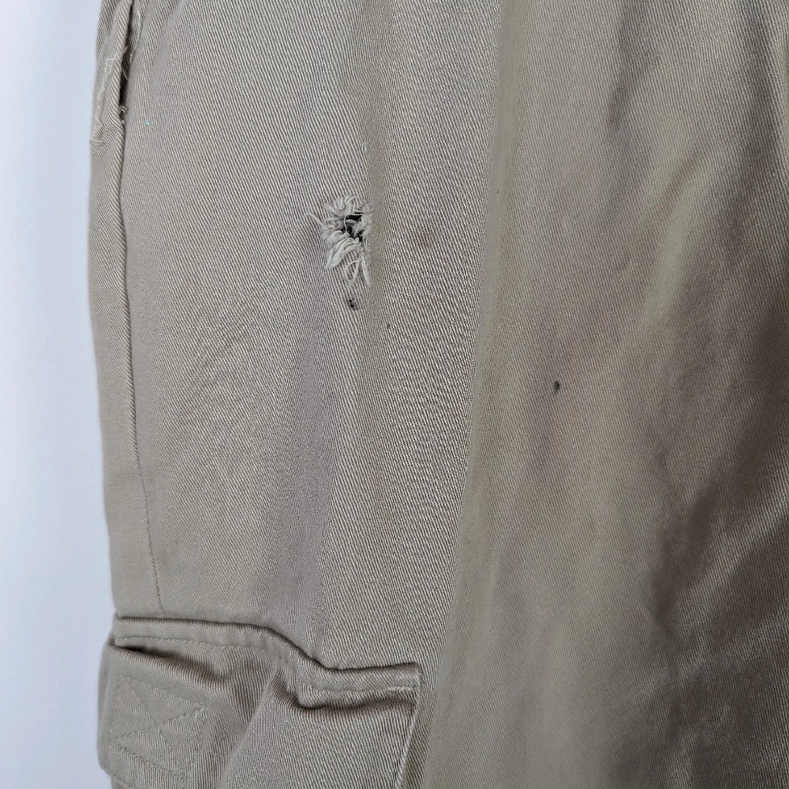Clearwater Outfitters Men's Khaki Cargo Pants 34 x 32