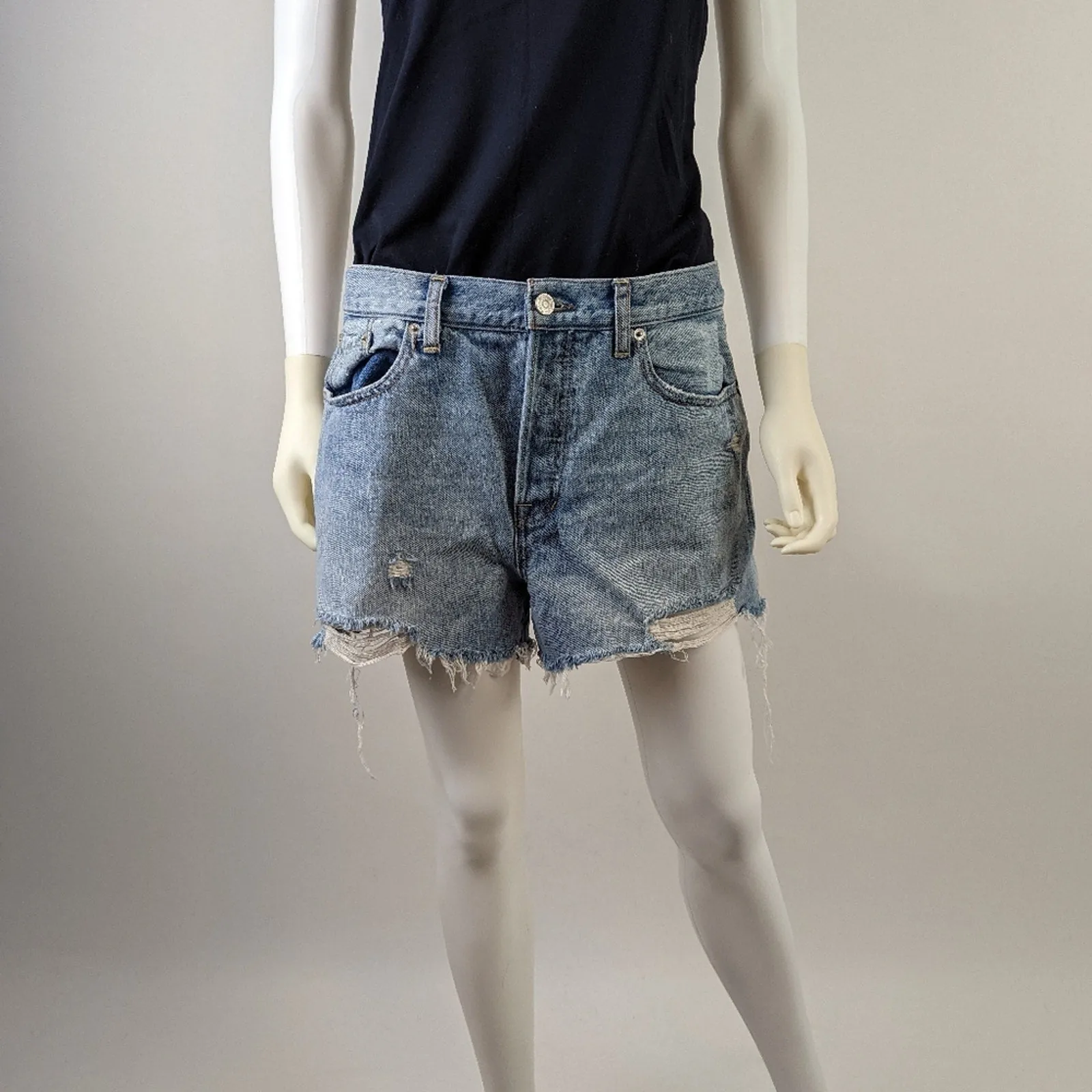 Free People Denim Distressed Cut Off Shorts 31